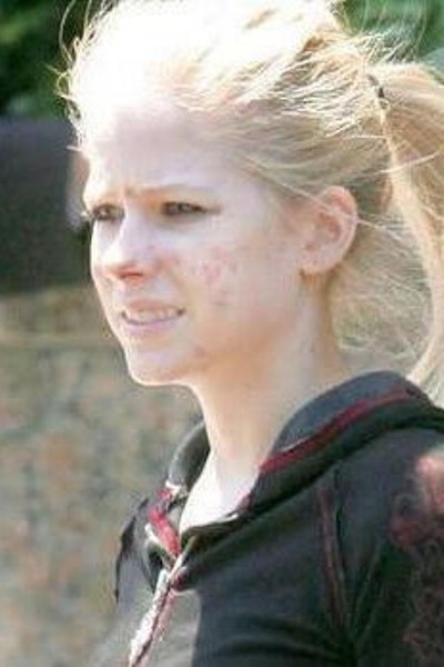 Avril Lavigne Without Makeup Pictures