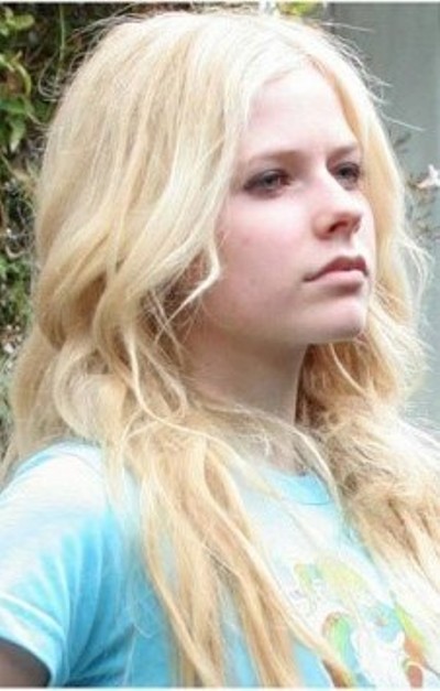 Avril Lavigne No Makeup