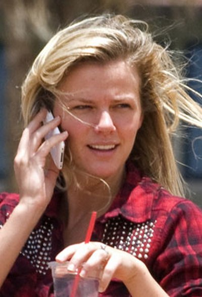 Brooklyn Decker Without Makeup Pictures
