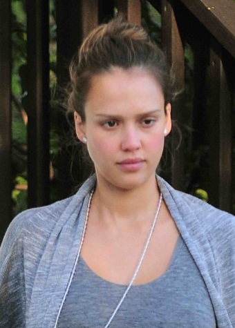 Jessica Alba Without Makeup Picture