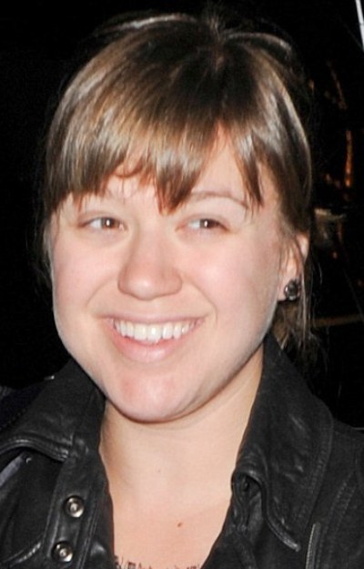 Kelly Clarkson Without Makeup Pictures