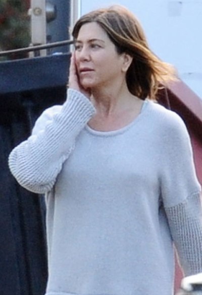 Jennifer Aniston No Makeup Pictures