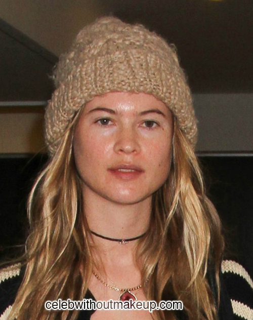 Behati Prinsloo Celeb Without Makeup 2