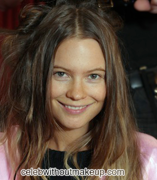 Behati Prinsloo Celeb Without Makeup 4