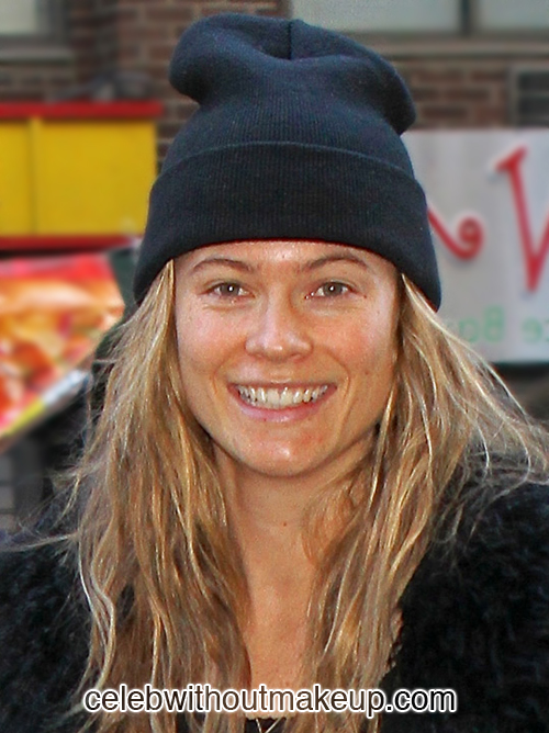 Behati Prinsloo Celeb Without Makeup 6