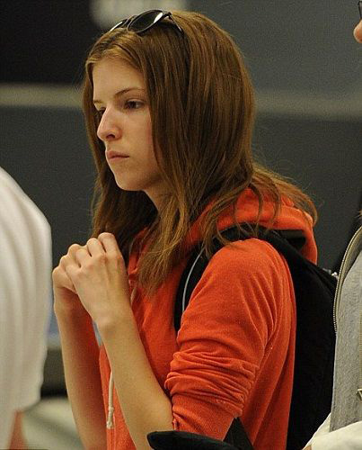 Anna Kendrick No Makeup