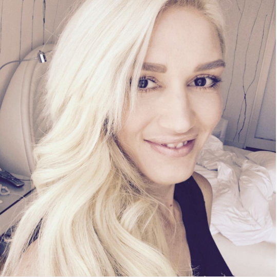 Gwen Stefani No Makeup Selfie