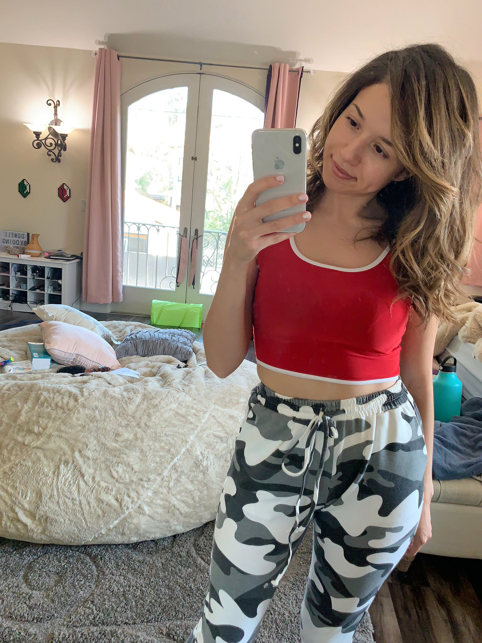 Pokimane Without Makeup - Celebs Without Makeup