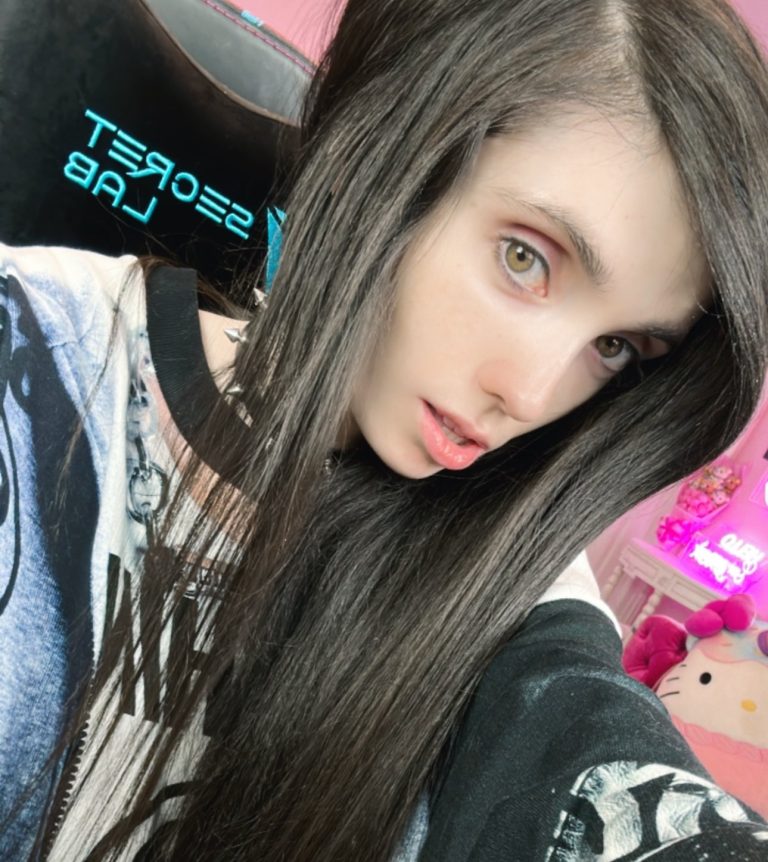 Eugenia Cooney Makeup-Free